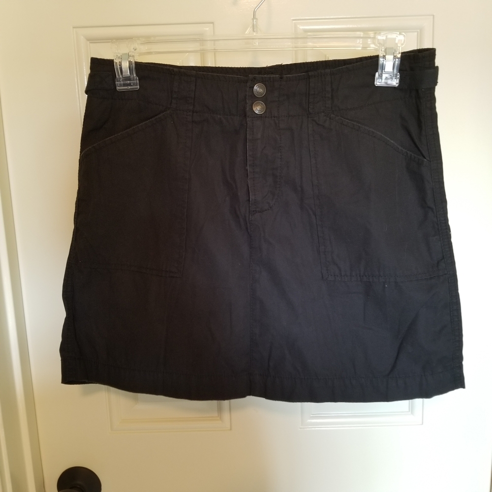 GAP skirt. Size 8. Excellent condition